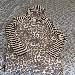 Buttery soft hoodie - worn once Size L